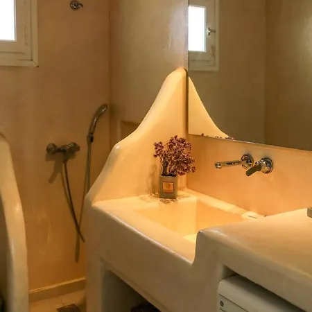 Luxurious Mykonian Blue Oasis With Private Pool *