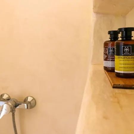 Дом отдыха Luxurious Mykonian Blue Oasis With Private Pool *