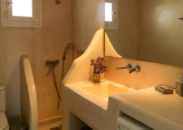 Luxurious Mykonian Blue Oasis With Private Pool *